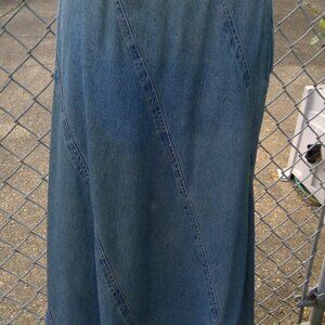 Studio West Full Length Jean Skirt 100% Cotton Size Small  Very Good Condition